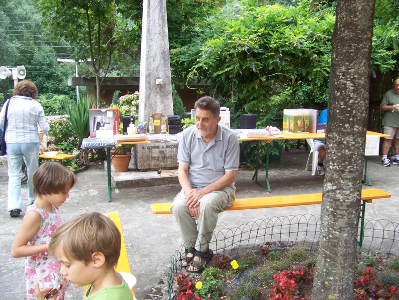  Image name: Estate100.jpg 
 width: 801 pixel 
 height: 602 pixel 
 Size: 527733 bytes 
 Click to enlarge 